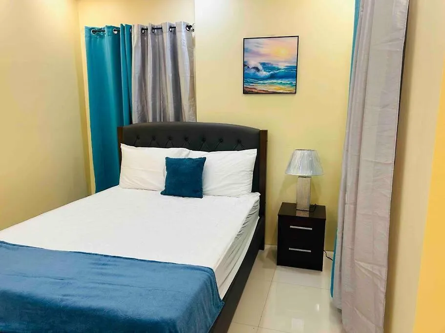 The Rest Stop- Upstairs/24Hr Security/5 Miles Mbj Montego Bay